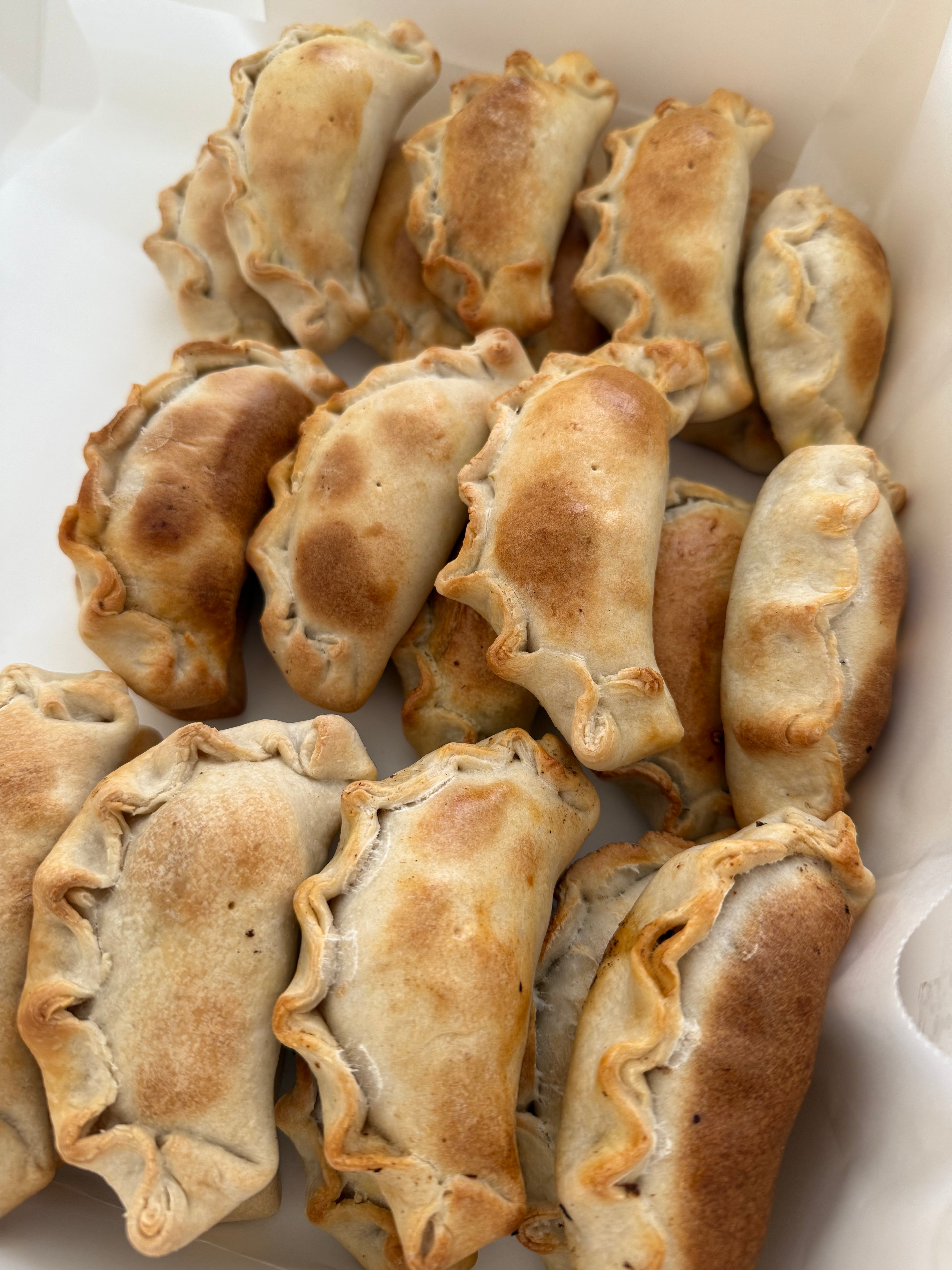 EMPANADA PINO (beef) coctel size - 50 UNITS