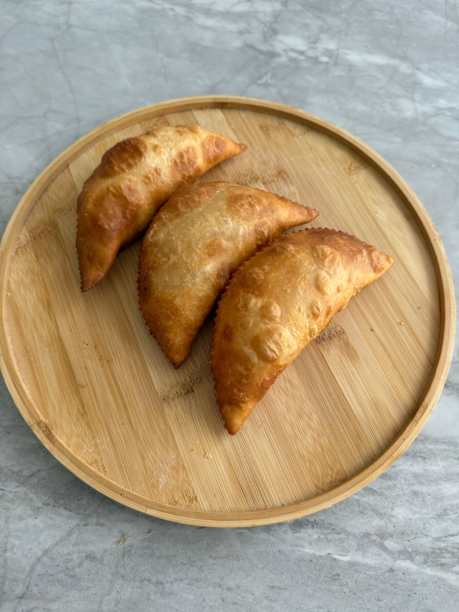 CHEESE EMPANADA - 6 UNITS - FROZEN